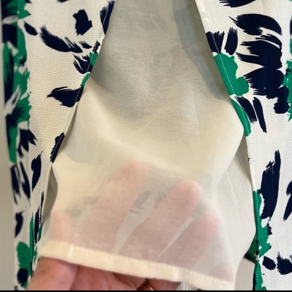 BEAUTY COLLECTION open bow back top - Picture 7 of 7